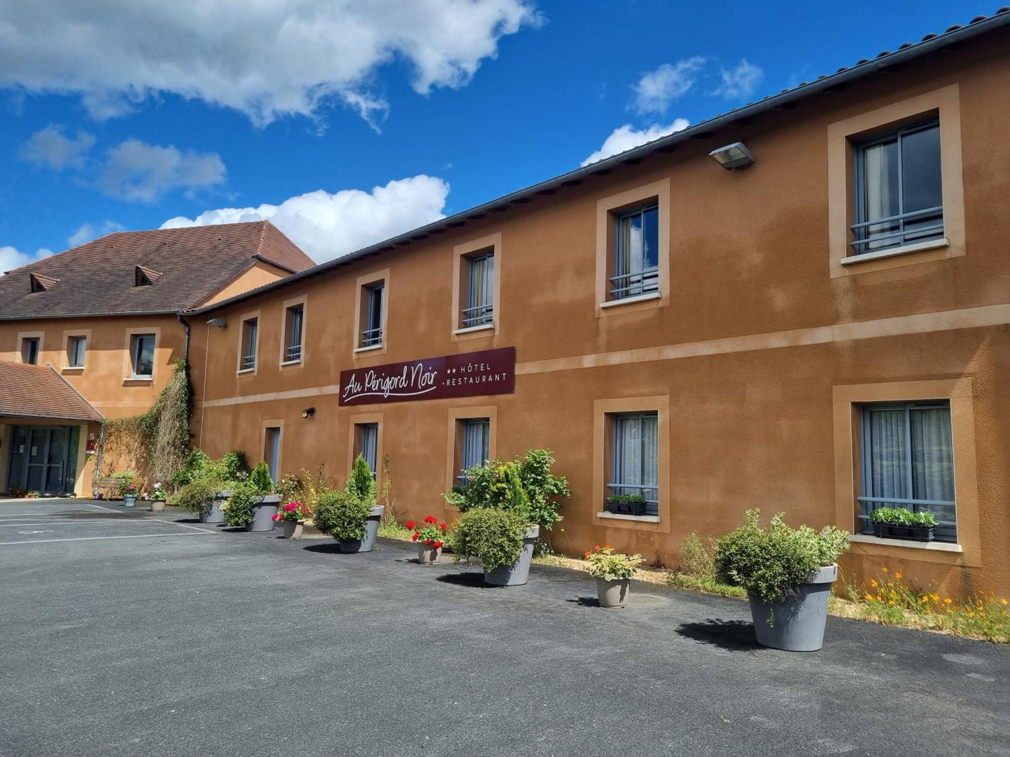 Au Perigord Noir Hotel Hautefort Eksteriør billede